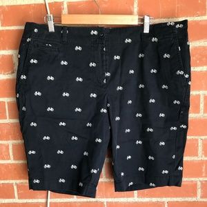 Talbots navy bicycle Bermuda shorts size 18
